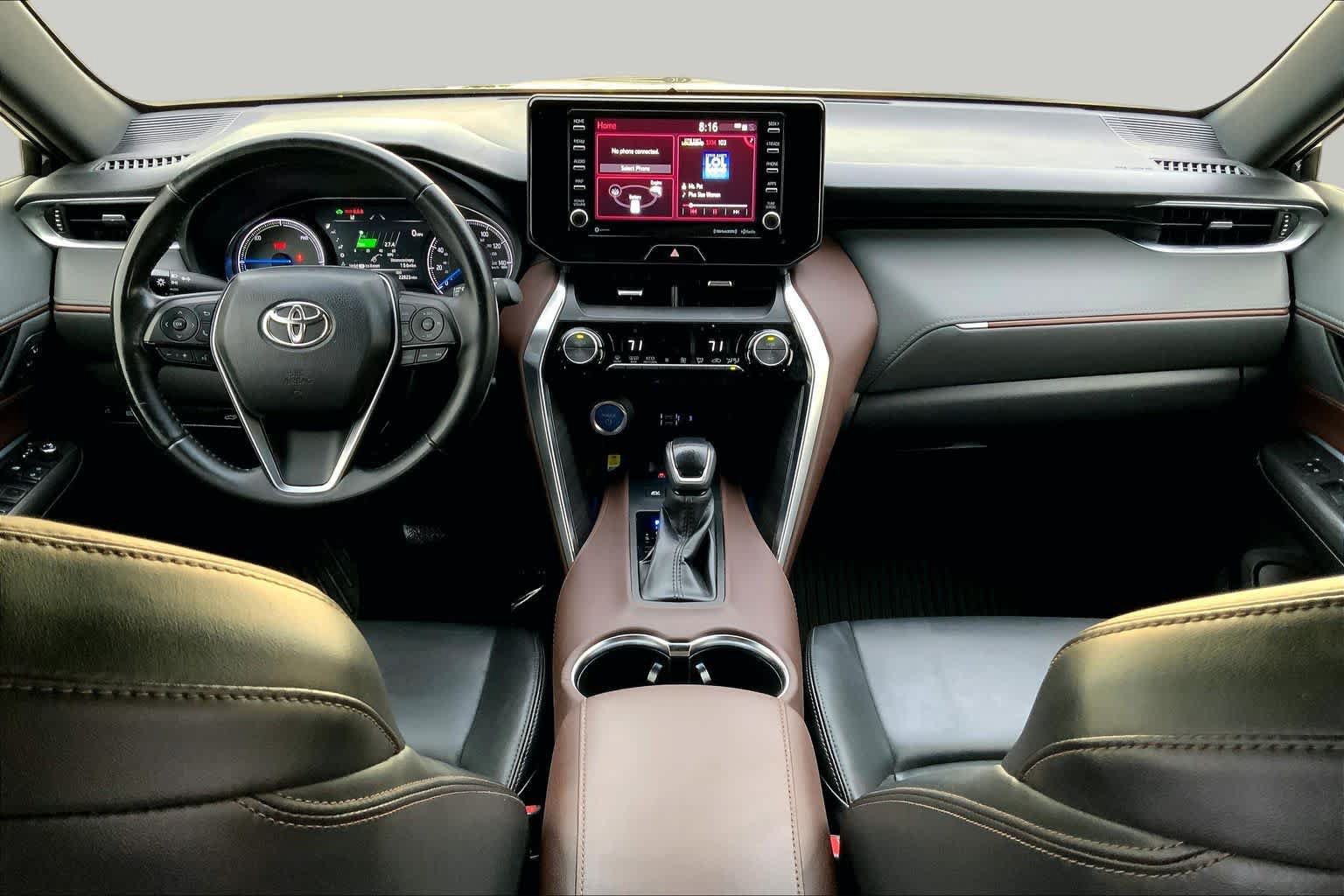 Used 2022 Toyota Venza XLE AWD/4WD image 15