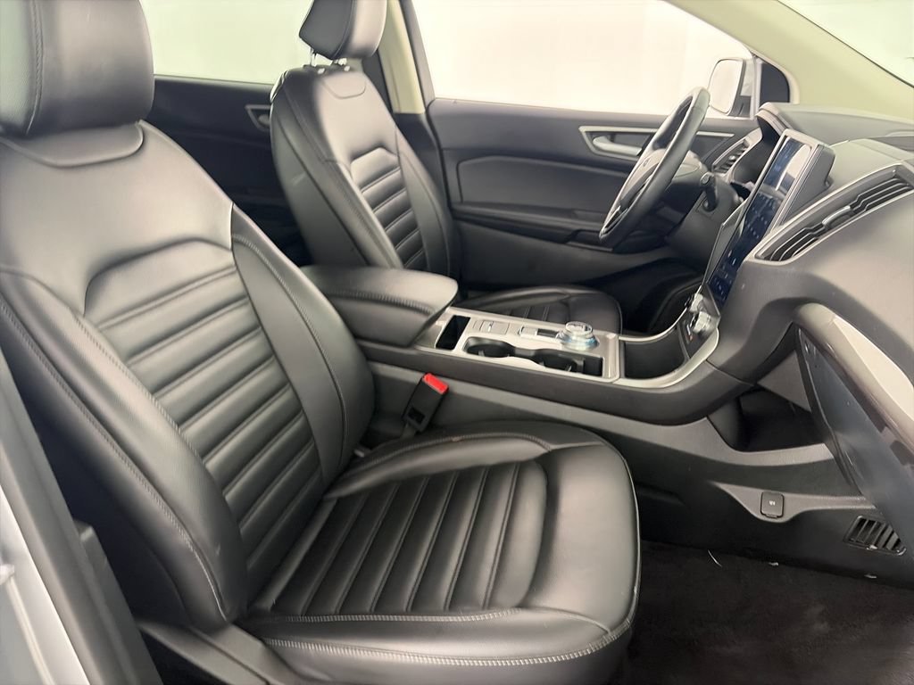 Certified 2024 Ford Edge SEL AWD/4WD image 31