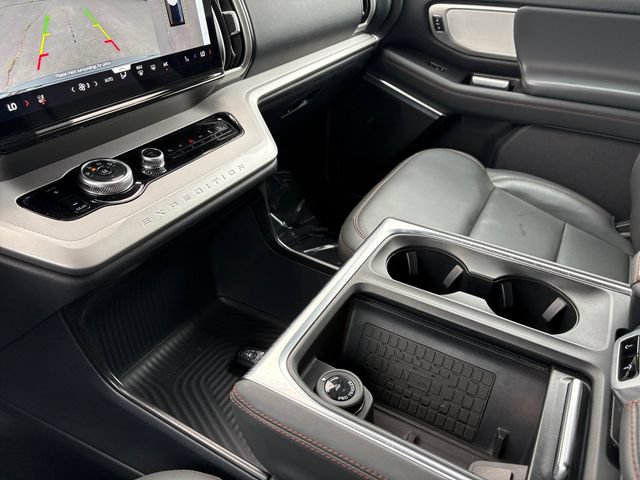 Certified 2025 Ford Expedition Active AWD/4WD image 18