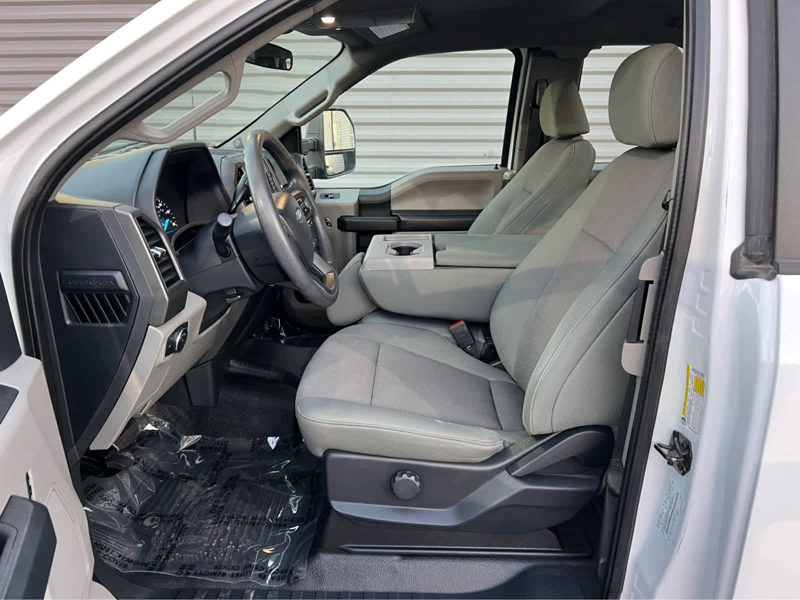 Certified 2022 Ford F350 XL w/ Power Equipment Group image 27