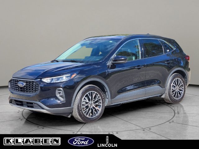 Certified 2023 Ford Escape SE