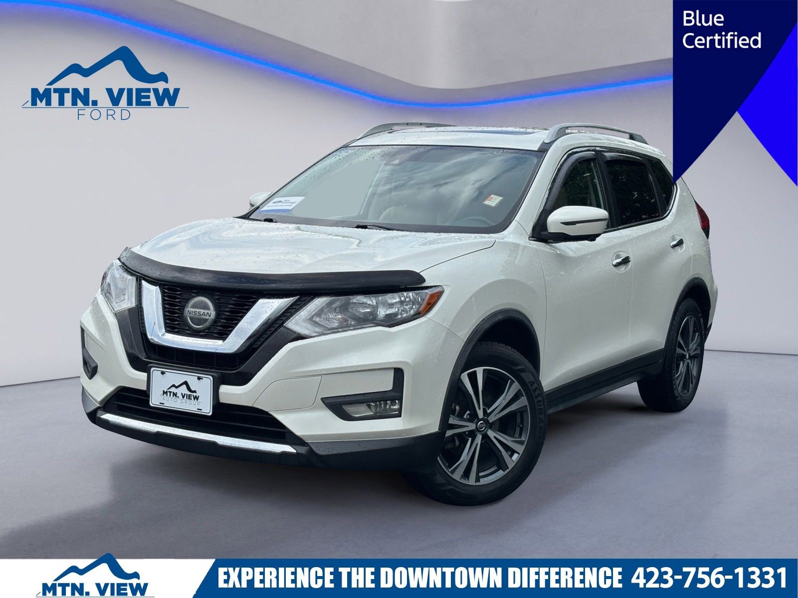 Used 2019 Nissan Rogue SV w/ Sun & Sound Touring Package FWD image 1