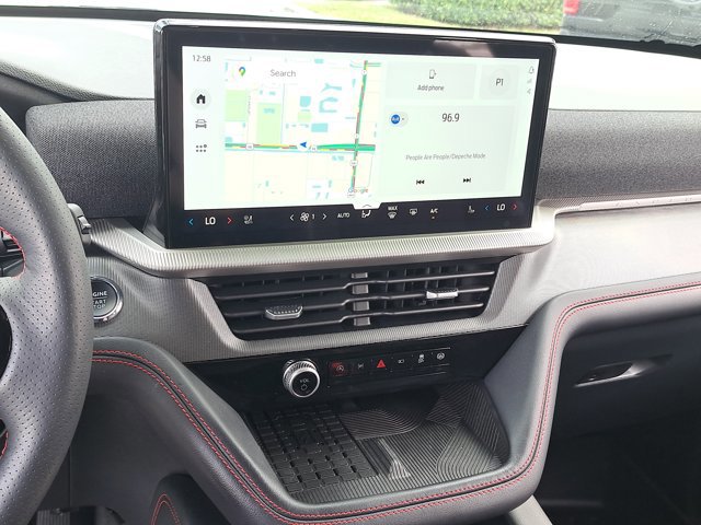 Certified 2025 Ford Explorer ST-Line w/ Premium Package image 28