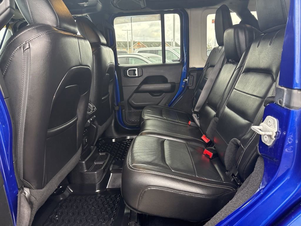 Used 2019 Jeep Wrangler Unlimited Sahara w/ Uconnect 4C Nav & Sound Group image 57