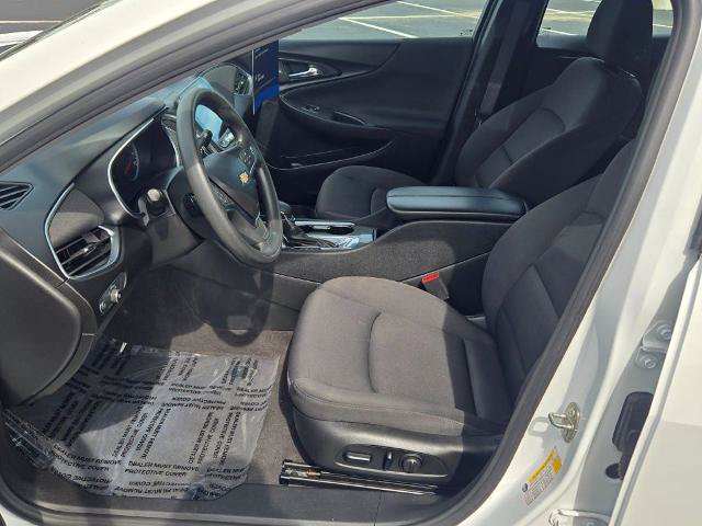 Used 2021 Chevrolet Malibu LT FWD image 19