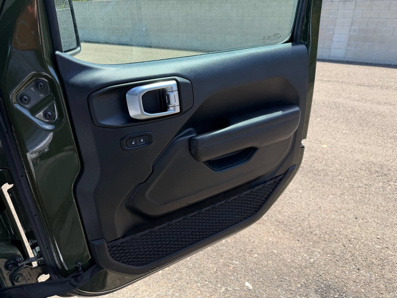 Used 2022 Jeep Wrangler Unlimited Sport AWD/4WD image 21