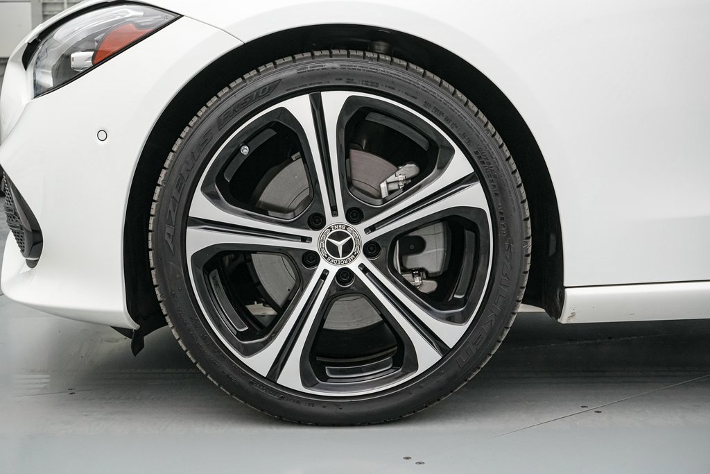 Used 2025 Mercedes-Benz C 300 Sedan image 11