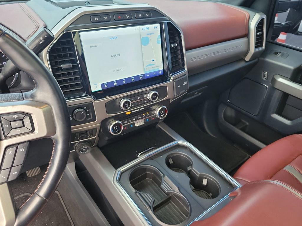 Certified 2022 Ford F350 Platinum w/ FX4 Off-Road Package image 23
