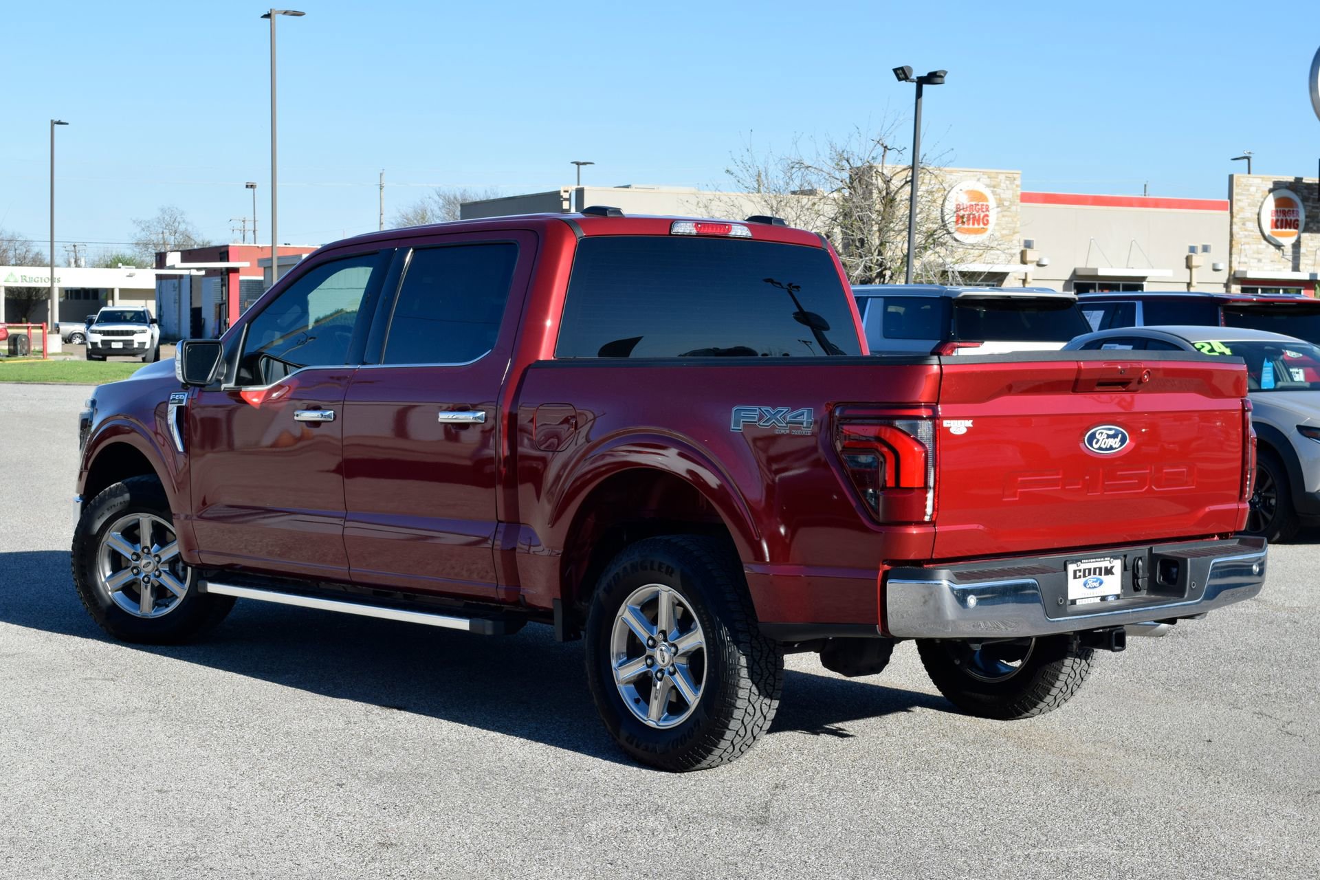 Certified 2025 Ford F150 Lariat w/ FX4 Off-Road Package image 4