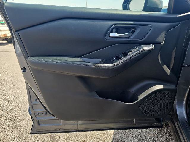 Used 2024 Nissan Rogue SV AWD/4WD image 26