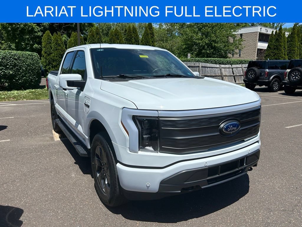 Certified 2023 Ford F150 Lightning Lariat AWD/4WD image 3