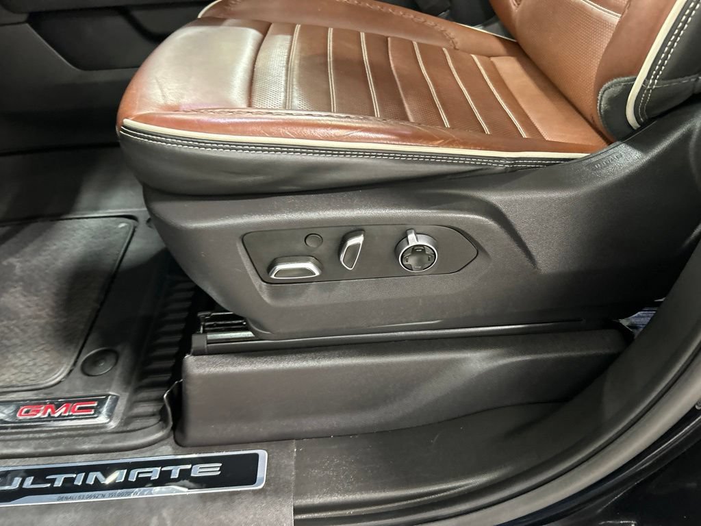 Used 2024 GMC Sierra 1500 Denali Ultimate AWD/4WD image 11
