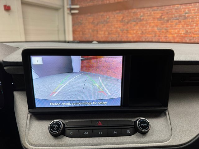 Certified 2022 Ford Maverick XLT image 22