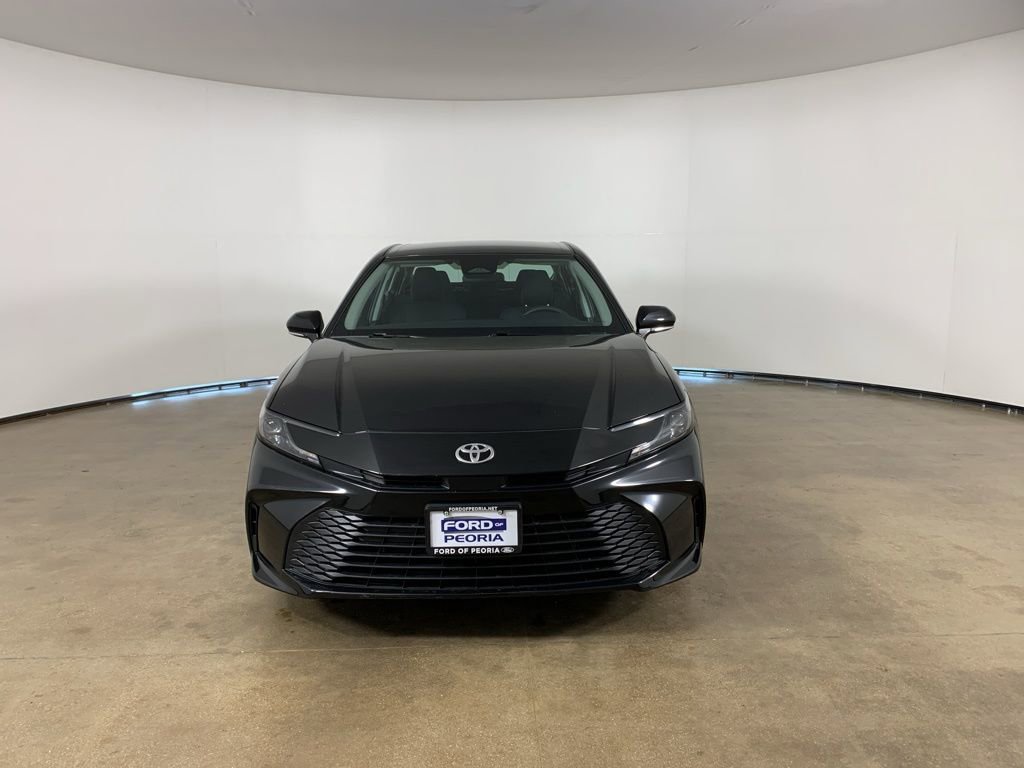 Used 2025 Toyota Camry LE FWD image 3