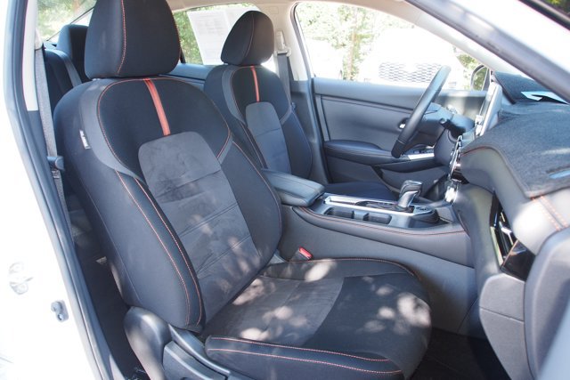 Used 2022 Nissan Sentra SR w/ Midnight Edition FWD image 11