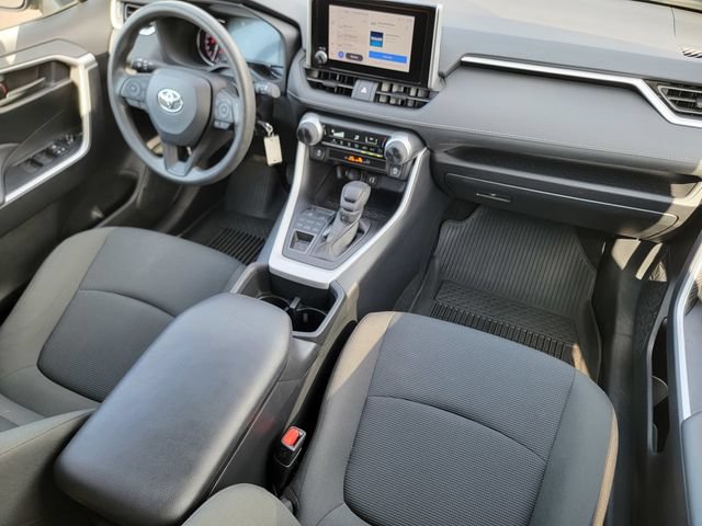 Used 2024 Toyota RAV4 LE AWD/4WD image 38