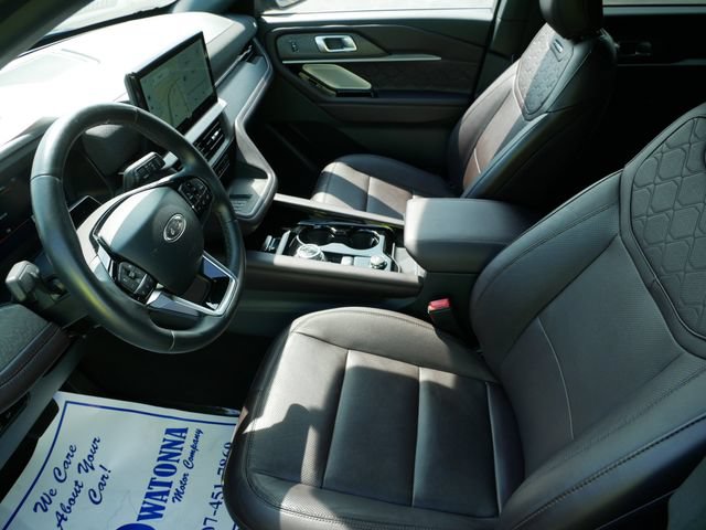 Certified 2025 Ford Explorer Platinum w/ LUX Leather Package AWD/4WD image 7