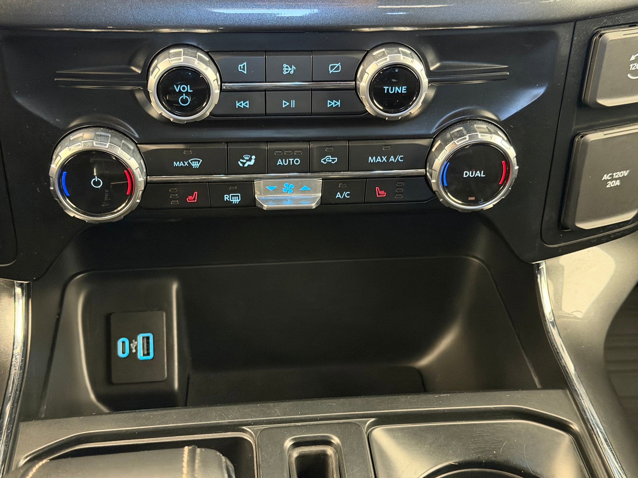 Certified 2023 Ford F150 XLT w/ Equipment Group 302A High image 27