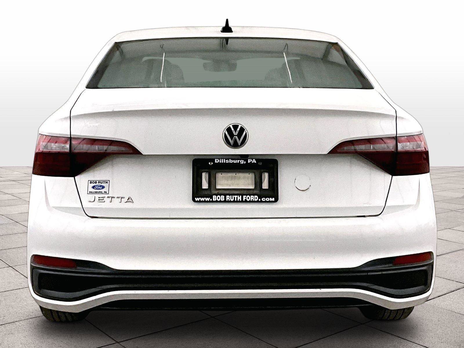 Used 2022 Volkswagen Jetta S FWD image 4