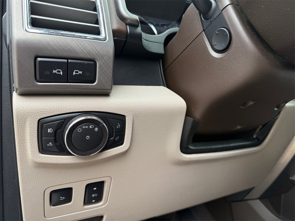 Certified 2019 Ford F350 Limited image 21