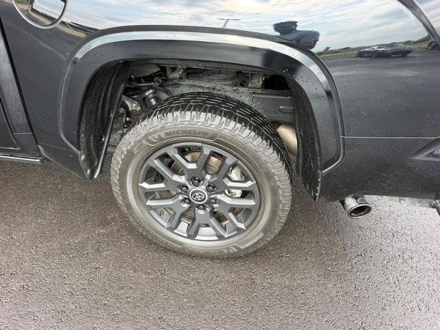 Used 2024 Toyota Tundra Platinum AWD/4WD image 8