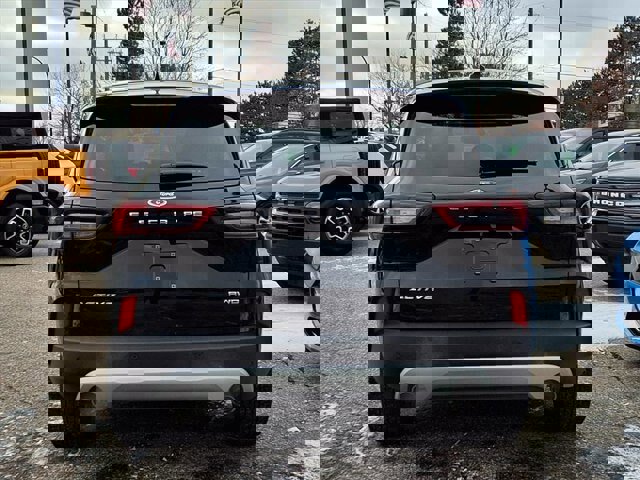 Certified 2023 Ford Escape Active w/ Tech Pack #2 image 2