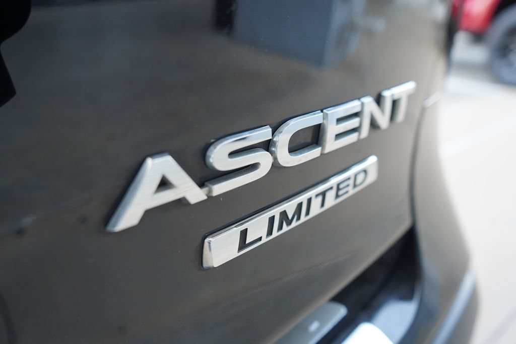 Used 2025 Subaru Ascent Limited w/ Popular Package #1 AWD/4WD image 7
