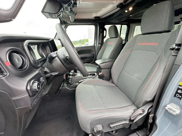 Used 2025 Jeep Wrangler Unlimited Rubicon AWD/4WD image 11