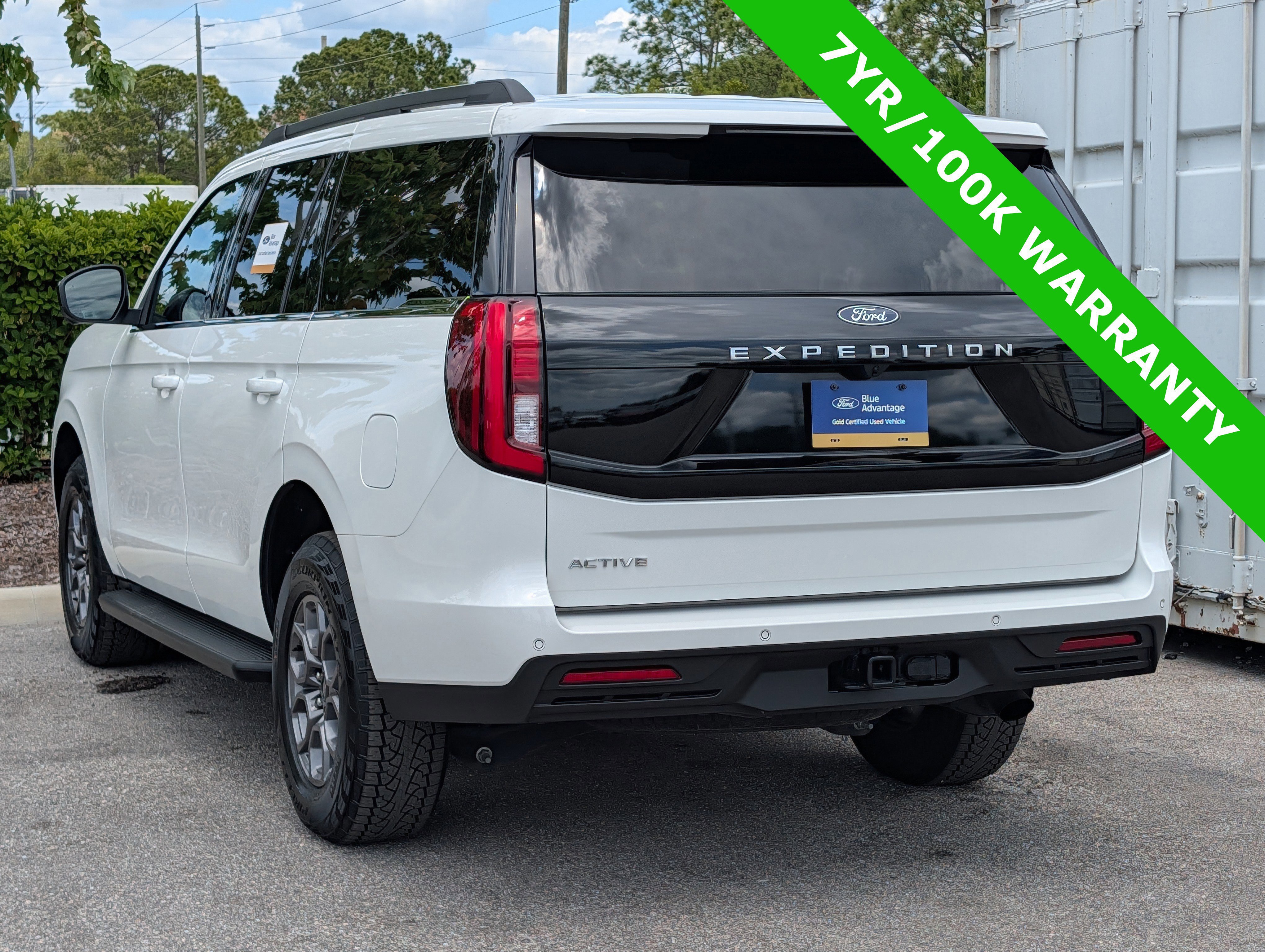 Certified 2025 Ford Expedition Active RWD image 2