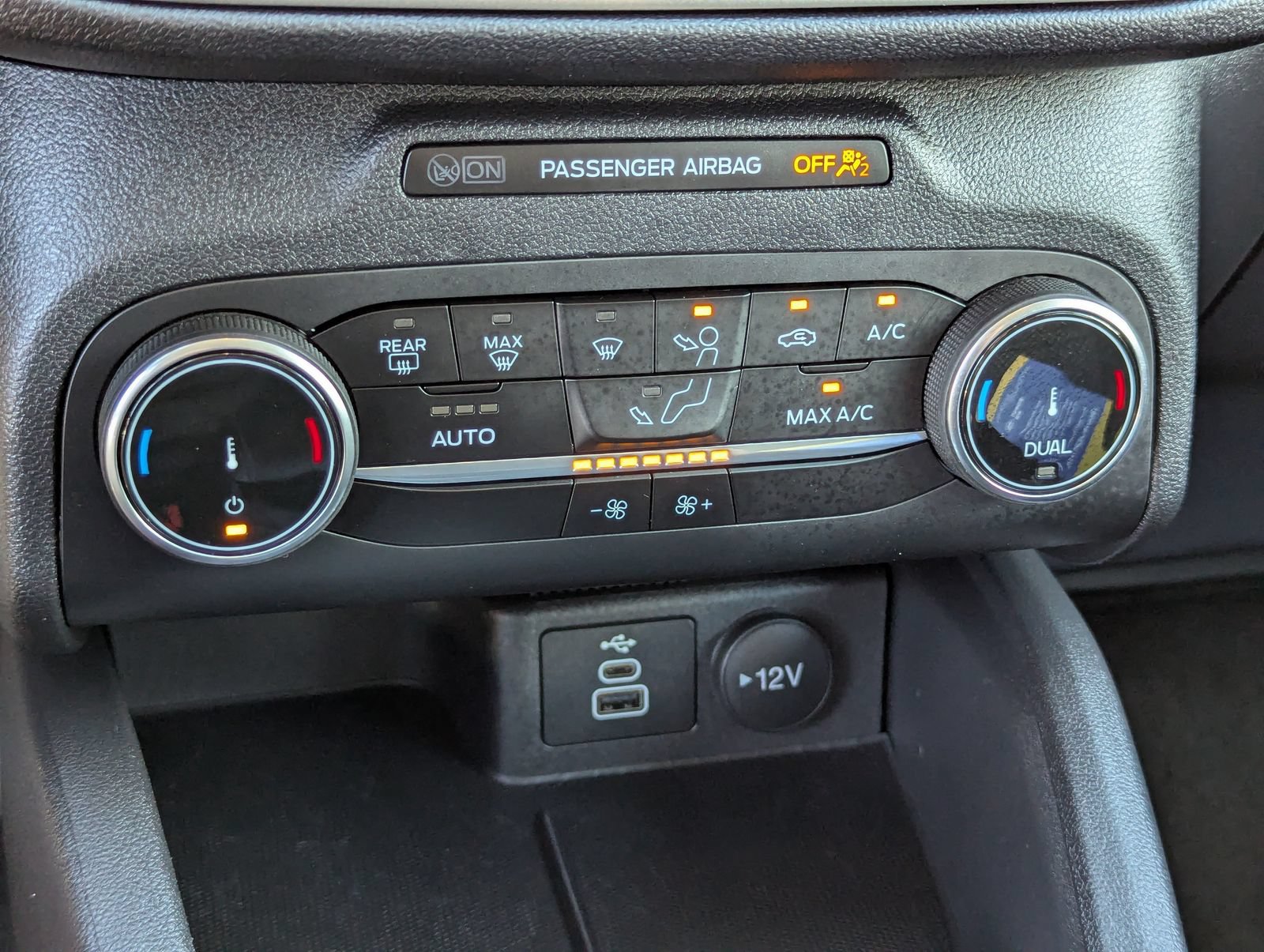 Certified 2025 Ford Escape Active FWD image 29