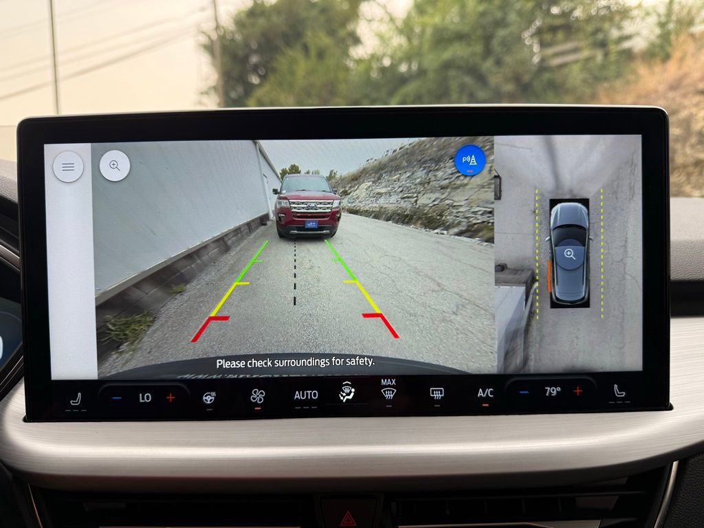 Certified 2024 Ford Escape SE w/ PHEV Premium Package image 22