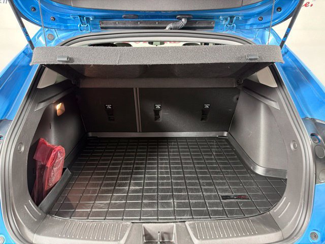 Used 2025 Chevrolet Trax ACTIV w/ Sunroof Package FWD image 25