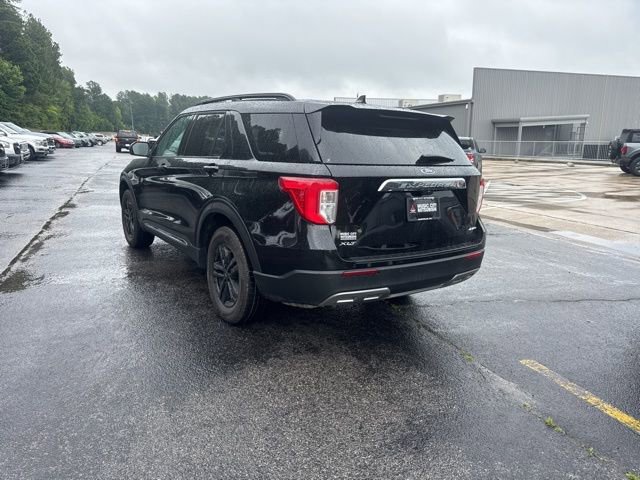 Certified 2024 Ford Explorer XLT w/ Equipment Group 202A AWD/4WD image 5