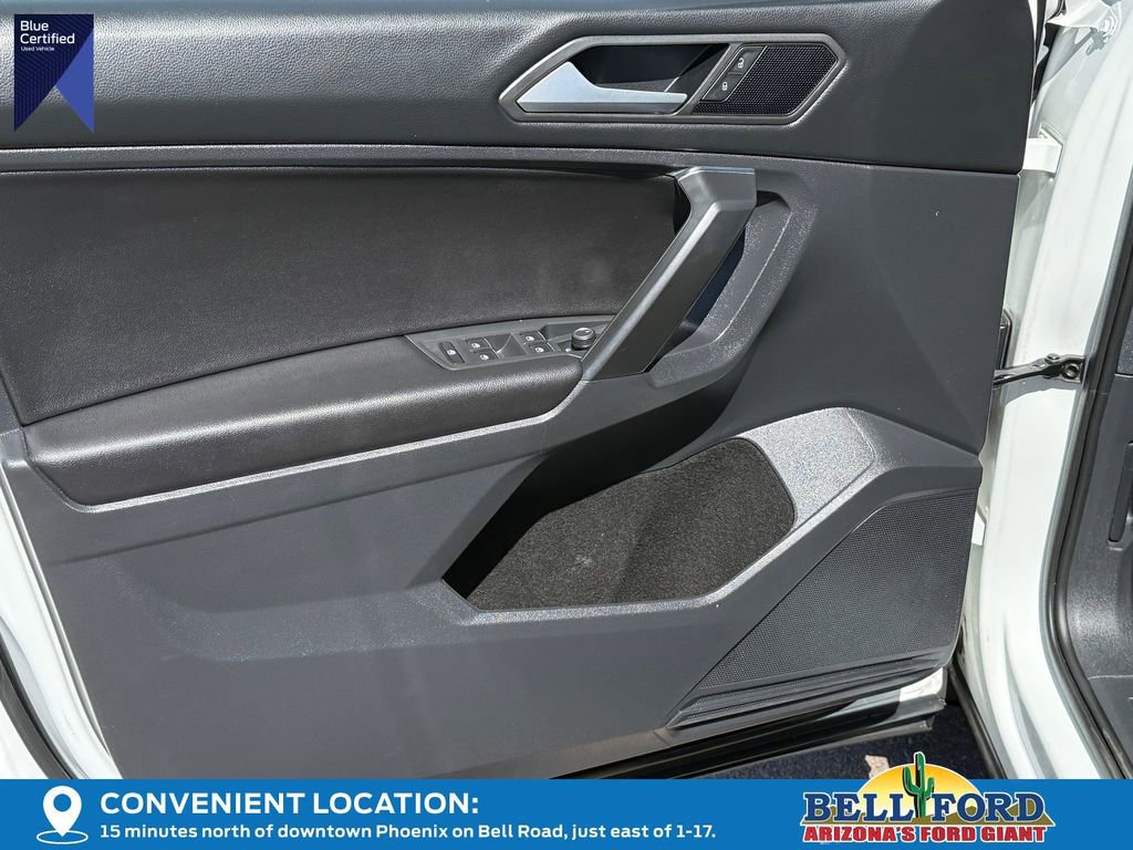 Used 2021 Volkswagen Tiguan SE w/ Panoramic Sunroof Package AWD/4WD image 17