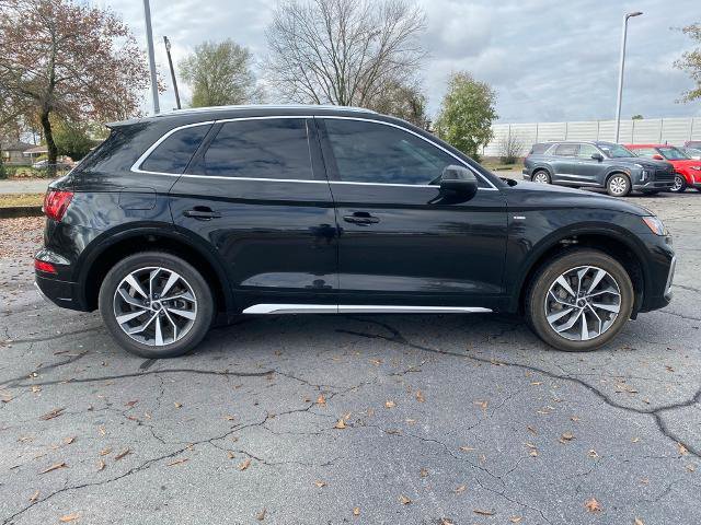 Used 2023 Audi Q5 2.0T Premium w/ Convenience Package image 8