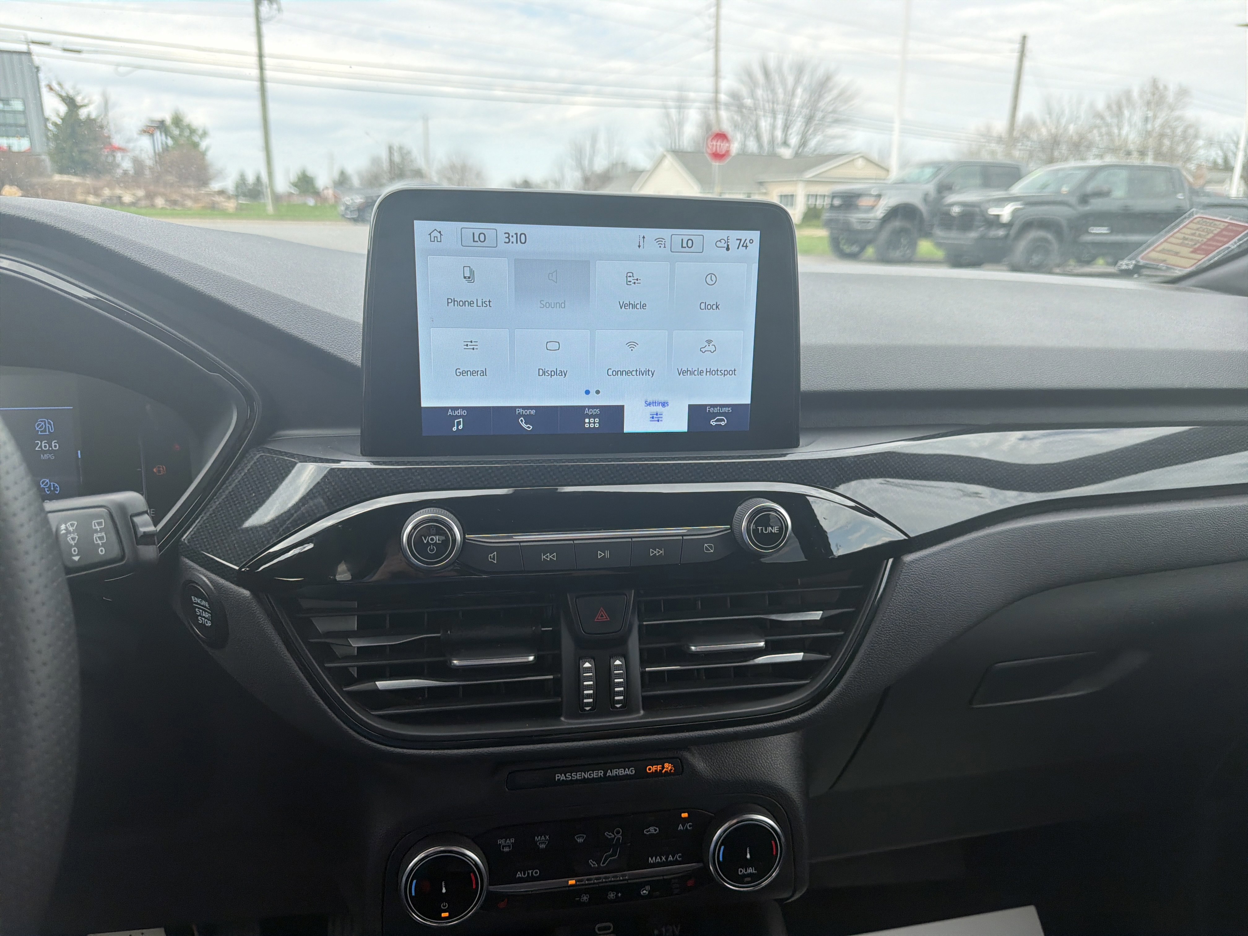 Certified 2025 Ford Escape ST-Line Select AWD/4WD image 24