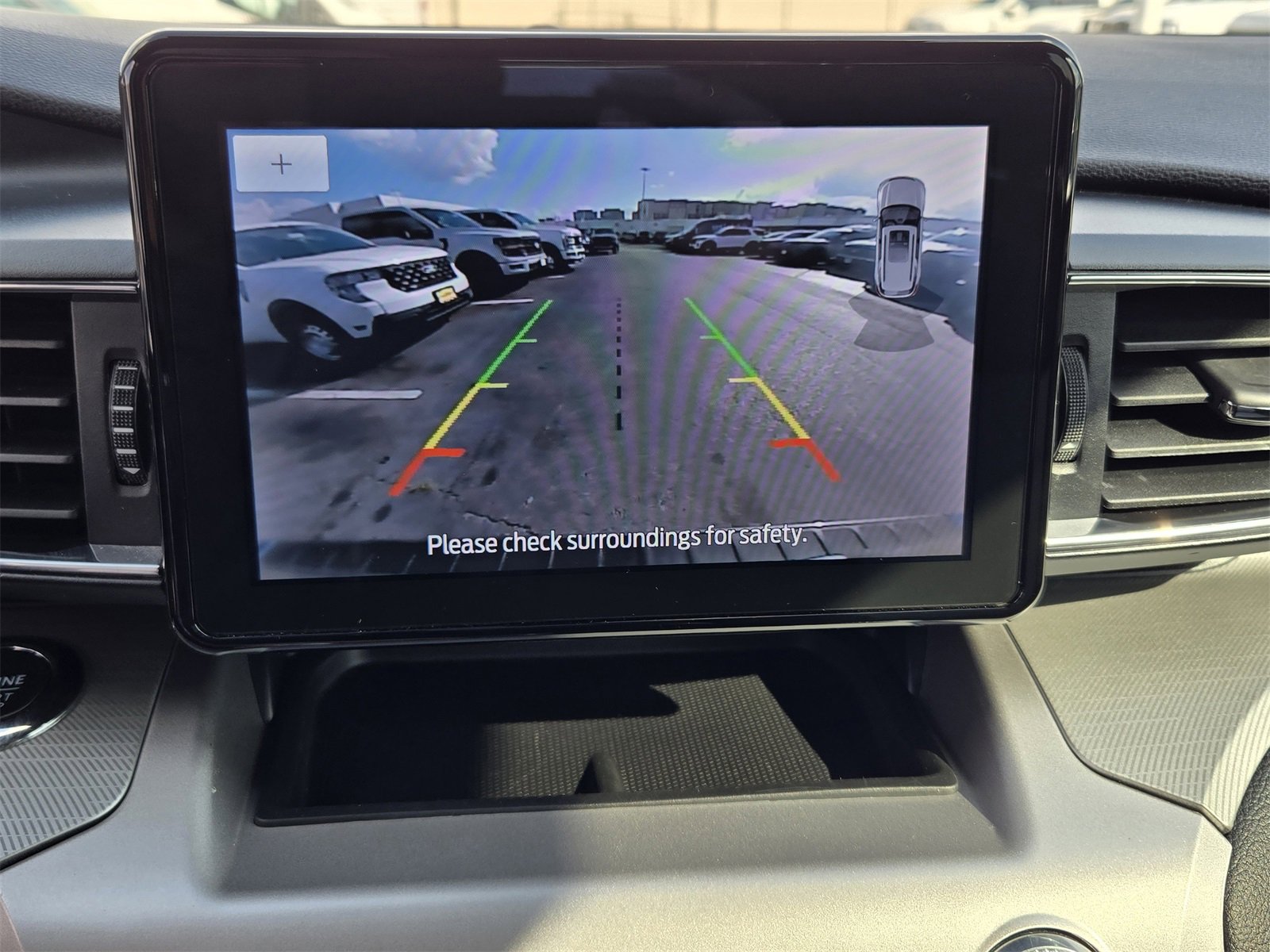 Certified 2022 Ford Explorer XLT w/ Equipment Group 202A image 16