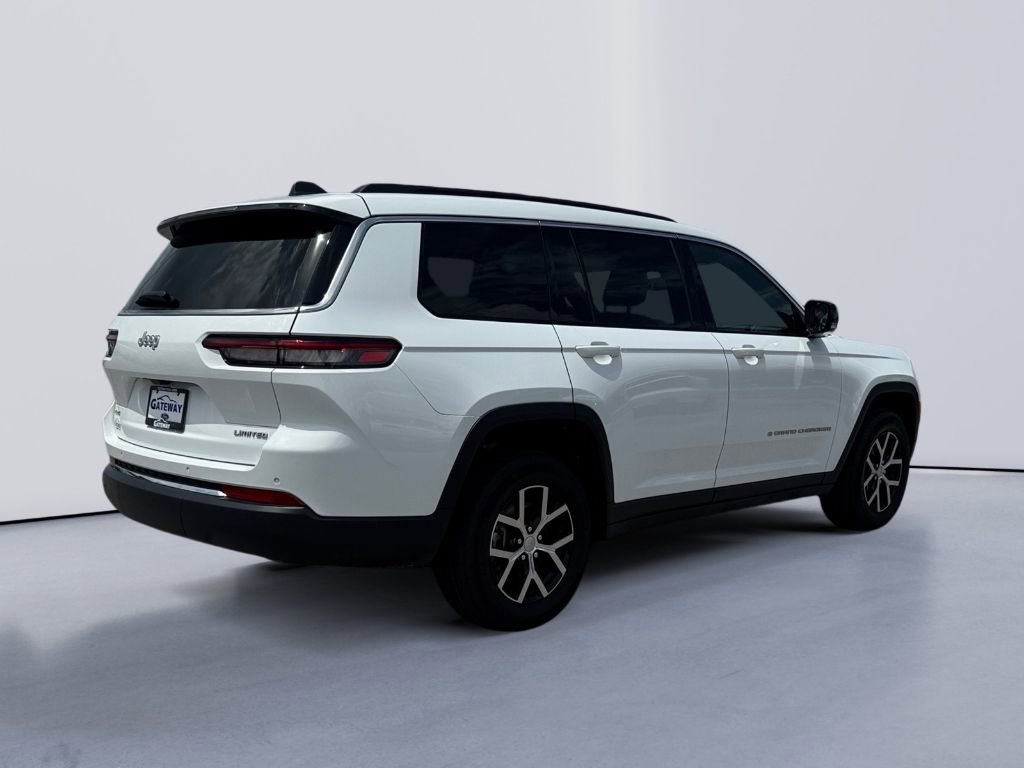 Used 2024 Jeep Grand Cherokee L Limited image 5