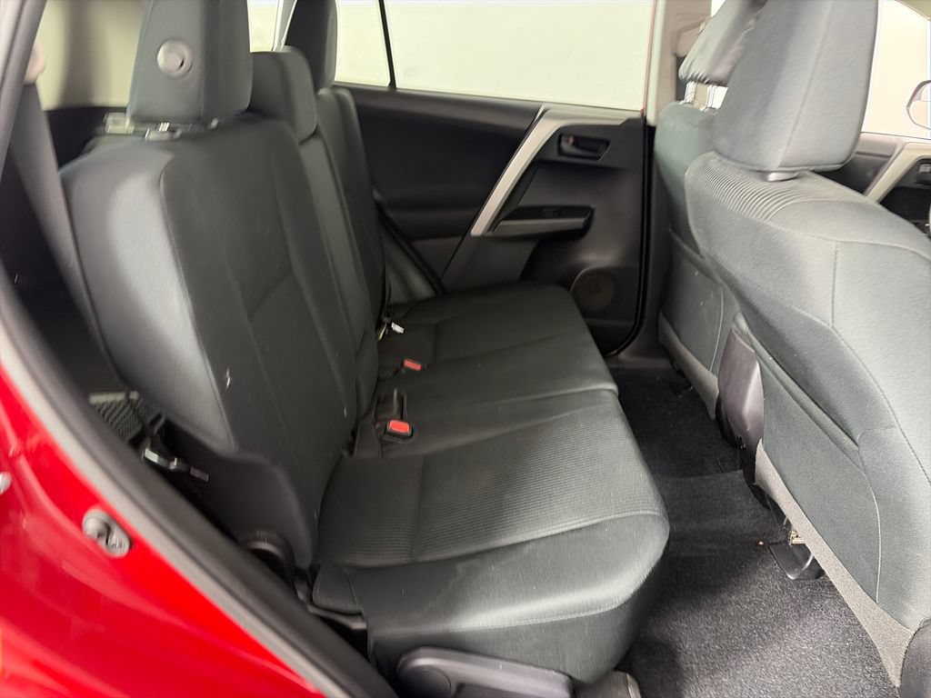Used 2017 Toyota RAV4 LE w/ All Weather Liner Package AWD/4WD image 26