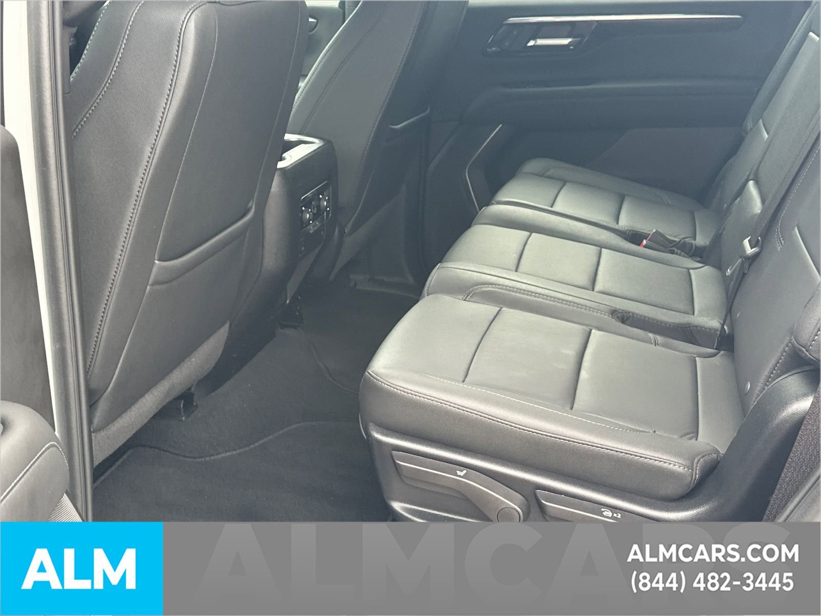 Used 2025 Chevrolet Tahoe LT AWD/4WD image 24