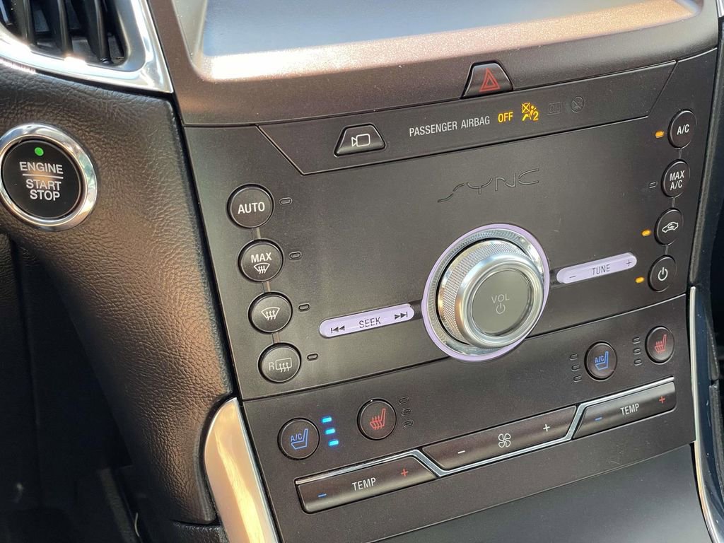Certified 2020 Ford Edge Titanium w/ Equipment Group 301A image 16