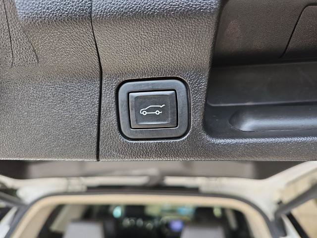 Used 2023 GMC Acadia Denali FWD image 13