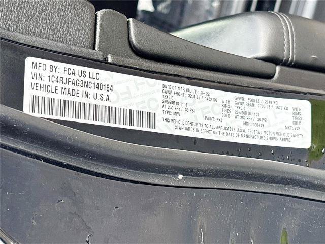 Used 2022 Jeep Grand Cherokee Laredo E AWD/4WD image 35