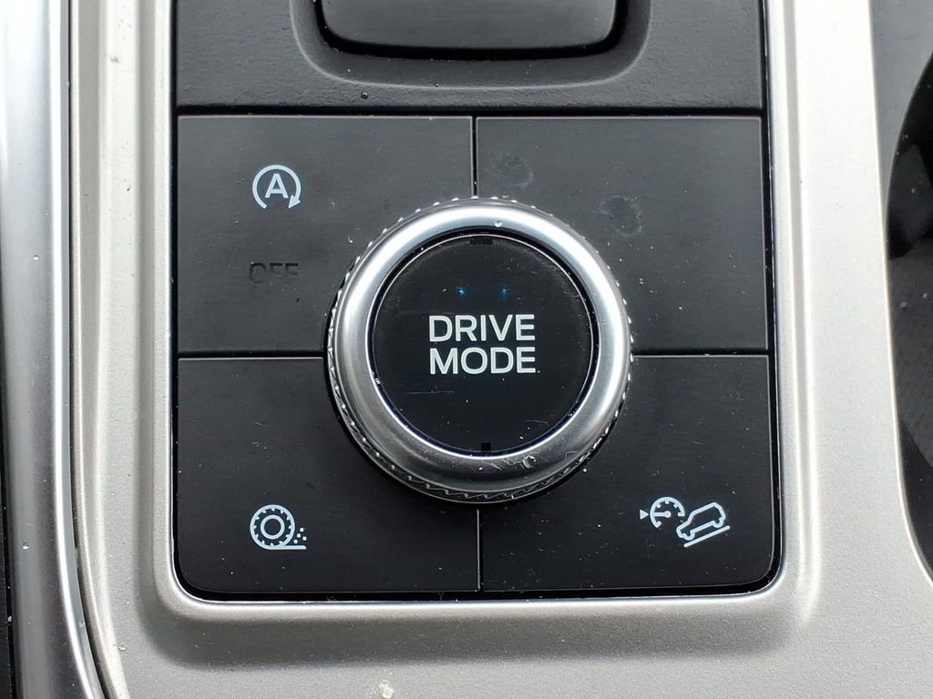 Certified 2022 Ford Explorer Limited w/ Equipment Group 301A image 20