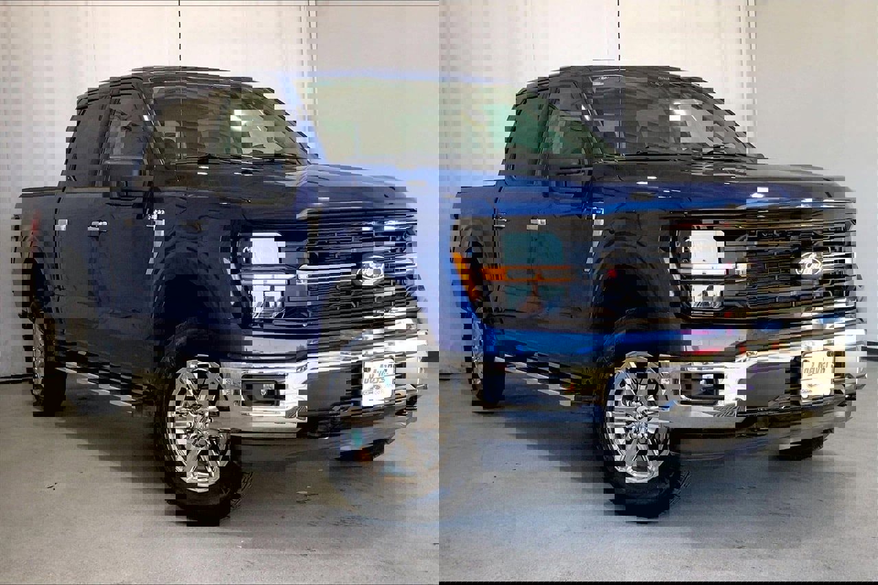 Certified 2025 Ford F150 XLT w/ Equipment Group 301A Standard image 5