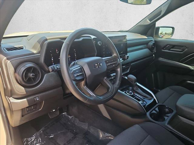Used 2023 Chevrolet Colorado Trail Boss w/ Technology Package AWD/4WD image 10