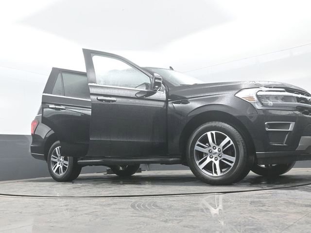 Certified 2024 Ford Expedition Limited AWD/4WD image 32