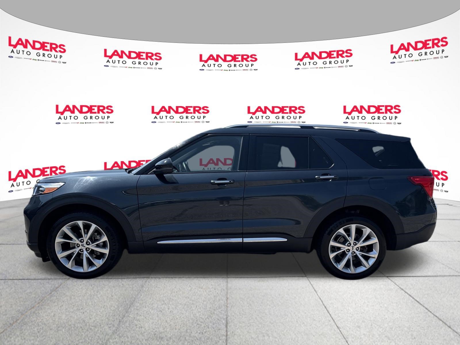 Certified 2023 Ford Explorer Platinum w/ Technology Package AWD/4WD image 6