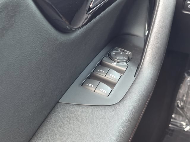 Used 2022 Chevrolet Blazer RS FWD image 16