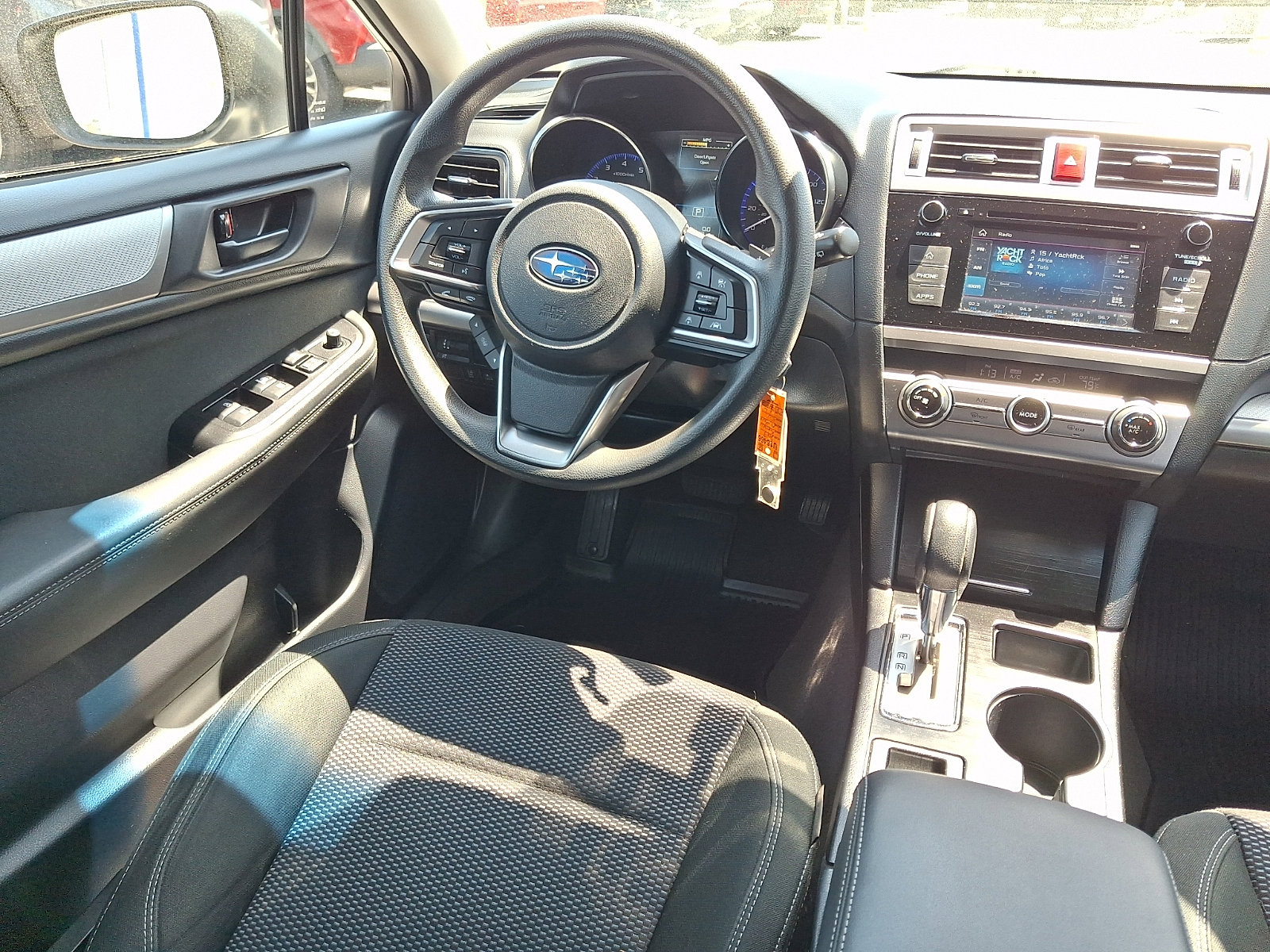 Used 2019 Subaru Outback 2.5i AWD/4WD image 14